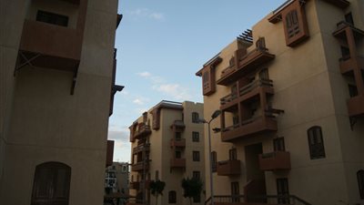 وزير الإسكان: حجز 1213 وحدة سكنية بمشروع إسكان المصريين بالخارج ..والعبور وسيدى عبدالرحمن فى الصدارة