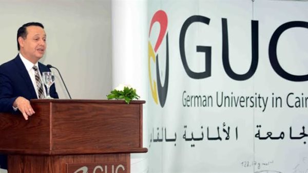 الدكتور أشرف منصور