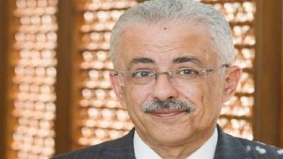طارق شوقى يصدر قرارا وزاريا هاما بشأن المعلمين وجميع الطلاب والقائمين على العملية التعليمية واجب النفاذ