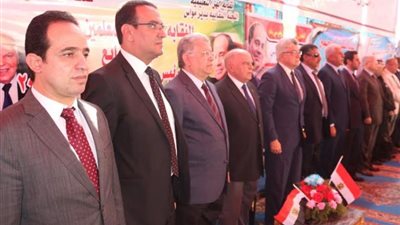 نقيب المعلمين: الرئيس السيسي حقق إنجازات ملموسة على أرض الواقع خلال 4 سنوات