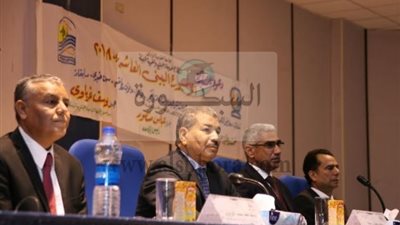 بدء فعاليات الاسبوع البيئي العاشر بجامعة جنوب الوادي