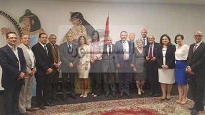 نبيلة مكرم: القيادة السياسية تولي اهتمامًا بإعداد جيل ثاني من الشباب للقيادة