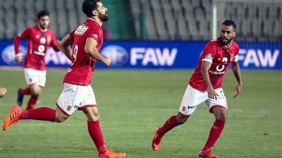 السعيد وآزارو ومحسن يقودون هجوم الأهلى امام مونانا