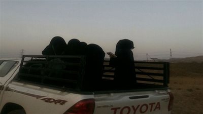 التعليم تكشف حقيقة نقل طالبات بسيارة نقل الى المدارس