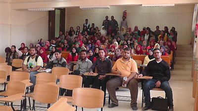 جامعة جنوب الوادي تنظم ندوة طبية عن امراض وجراحات القلب بكلية التربية النوعية