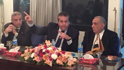 خالد عبدالغفار يعلن زيادة رواتب أعضاء هيئة التدريس.. تعرف على التفاصيل