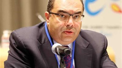 نائب رئيس البنك الدولى: التعليم فى مصر مكلف.. وأطالب بالابتعاد عن 