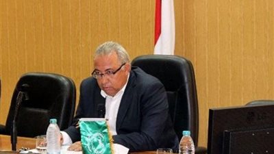 خصم 3 أيام من راتب 107 معلمين بالشرقية ونقل مسئولى سجلات الحضور والانصراف 