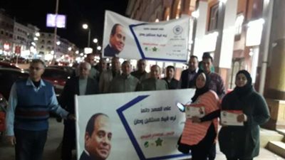 بالفيديو| قبل الإدلاء بأصواتهم.. أفراح في المناطق الشعبية وملحمة حب في المعادى