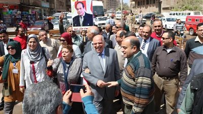 بالصور.. نقيب المعلمين يواصل تفقده للجان الإنتخابية في المحافظات لليوم الثاني على التوالي