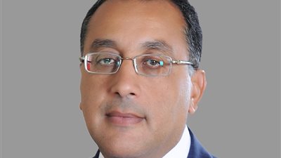 مدبولى: توصيل خدمات الصرف الصحي لـ28 قرية بالإسماعيلية