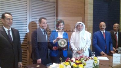 تكريم عميدة اداب عين شمس بالسفارة الكويتية بالقاهرة