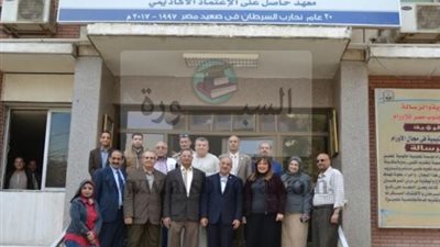 نائب رئيس جامعة أسيوط يلتقي بأعضاء مجلس النواب