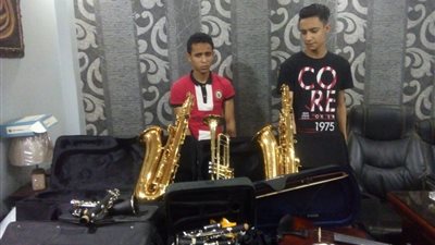 القبض على الطلاب سارقى الالات الموسيقية بالمدرسة