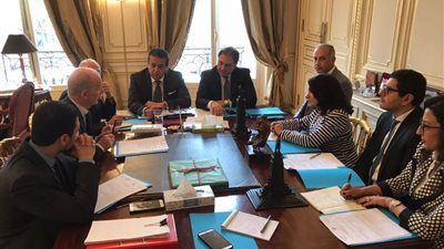 وزير التعليم العالي يلتقي أعضاء مجلس إدارة جمعية بيت مصر بباريس 