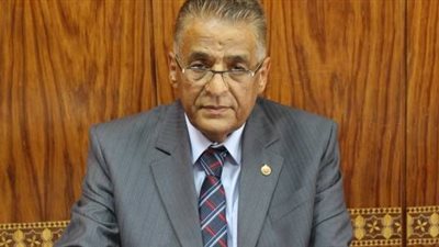 وكيل نقابة المعلمين: لا توجد بوادر توحى بتنفيذ جدول المرتبات الجديد.. كافة ماليات المعلمين على أساس 2014.. والإداريين أفضل منهم