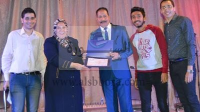 جامعة عين شمس تحتفل بالام المثالية