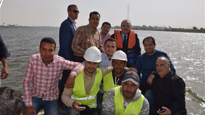 بالصور.. محافظ بني سويف يتفقد مراحل تنفيذ محور عدلي منصور