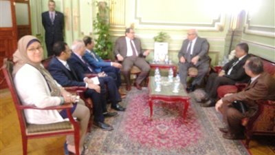 رئيس جامعة عين شمس يستقبل وزير القوي العاملة بقصر الزعفران