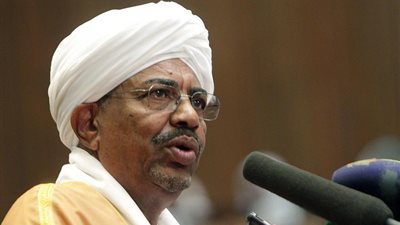 الرئيس السوداني يصدر قرارا جمهوريا ردا علي التصعيد مع مصر بشأن 