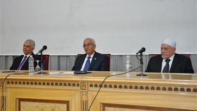 التعليم تكرم الطلاب الفائزين بالمراكز الأولى فى حفظ القرآن على مستوى الجمهورية 