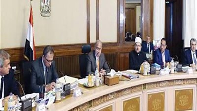 ننشر قرارات مجلس الوزراء اليوم الخاصة بالتعليم والاستثمار وشراء الكتب المدرسية بـ 420 مليون جنيه بالامر المباشر