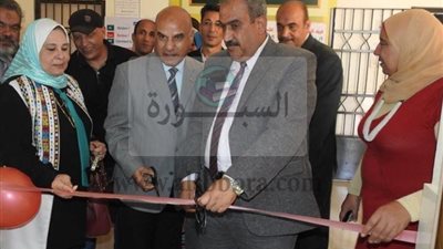 عياد يفتتح معرض ختام الأنشطة التربوية بمدرسة مصر الحرة للغات 