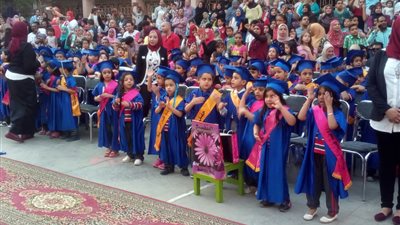 التعليم: حب مصر وكأس العالم شعار حفل أطفال مدارس فضل الحديثة