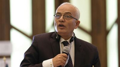 رضا حجازى: يجب بناء المناهج الدراسية بأفريقيا فى ضوء نواتج التعلم 