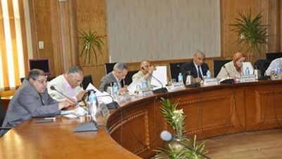 مقررات دراسية صوتية للمعاقين بجامعة قناة السويس  