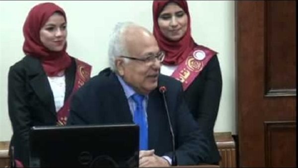 د احمد عطية سعدة