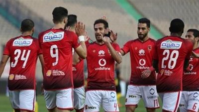 الحاوى ومروان محسن فى هجوم الأهلى ضد الترجى