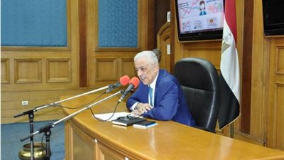 برقية لوزير التربية والتعليم فى امتحان اللغة العربية تشعل 