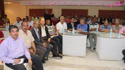 نقيب المعلمين: توقيع 60 عضوا بالبرلمان على قانون النقابة لاقراره