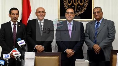 وزير الإسكان يشهد توقيع بروتوكول تعاون بين 