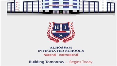 المندوه الحسينى: اشتعال النيران بسيارتين أمام المدرسة لم يتسبب في أي خسائر مادية أو بشرية للطلاب