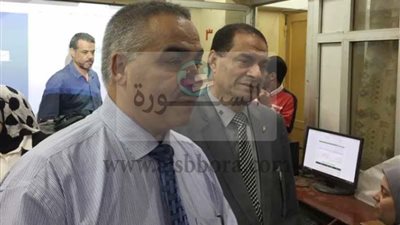 شاهين يتابع تدريبات المعلمين بمركز التطوير التكنولوجي بالمديرية