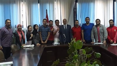 رئيس جامعة دمنهور يناقش خطط اتحاد الطلاب من أجل الارتقاء بالأنشطة الطلابية 