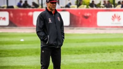 لجنة الكرة بالاهلى: اقاله حسام البدرى 