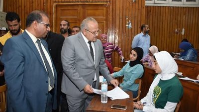 الخشت: رصد 33 حالة غش فردية منذ بدء الامتحانات بجامعة القاهرة 
