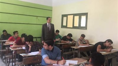 الجيوشي يواصل تفقده للجان امتحانات الدبلومات الفنية بالقاهرة