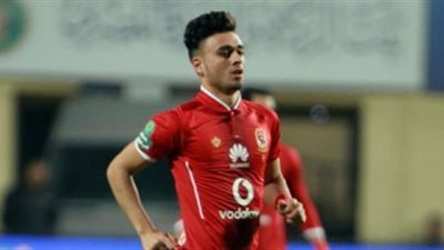 صلاح محسن يقود هجوم الاهلى امام المصرى