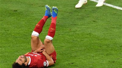 هيكتور كوبر يكشف عن الموقف النهائي من مشاركة صلاح بالمونديال.. وطبيب المنتخب يعلق علي الإصابة