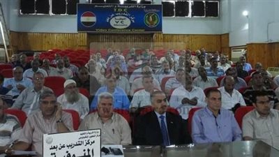 قيادات التعليم بالمنوفية يتابعون اجتماع حجازى عبر الفيديوكونفرانس