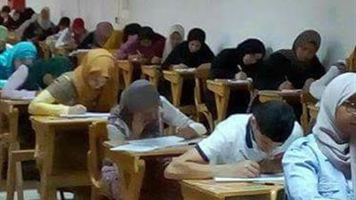 9 آلاف طالب يؤدون الامتحانات فى أكبر كليات جامعة القناة 