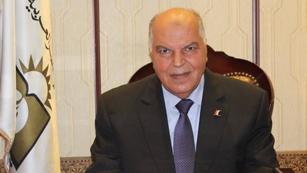 خلف الزناتى