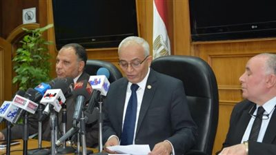 عاجل.. وزارة التربية والتعليم تصدر بيانا مهما بشأن اسئلة امتحان اللغة العربية للثانوية العامة