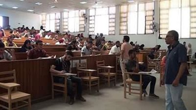 ٣٧٣ طالبا يؤدون امتحانات آخر العام بزراعة قناة السويس 