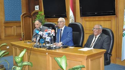 التعليم تعلن تفاصيل ضبط 5 حالات غش فى اليوم الرابع بامتحانات الثانوية العامة 