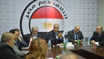 منح علاوة غلاء 200 جنية بعد زيادة اسعار المحروقات 